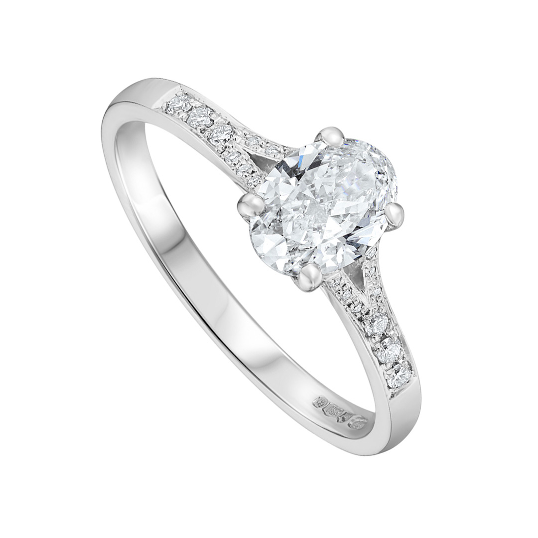 0.74ct Oval Diamond Platinum Engagement Ring (Hero)