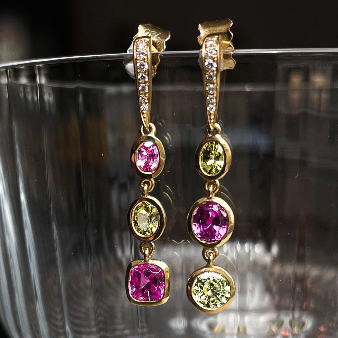 2.71ct Vivid Pink / Lime Sapphires & Diamonds Opera Tutti Frutti 18ct yellow gold Earrings